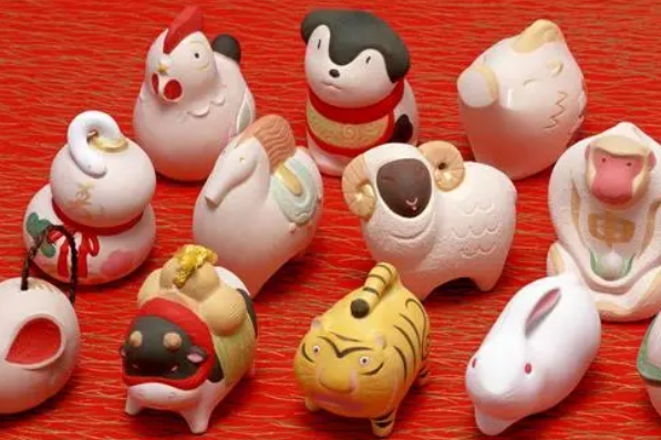 自相惊扰打一生肖动物