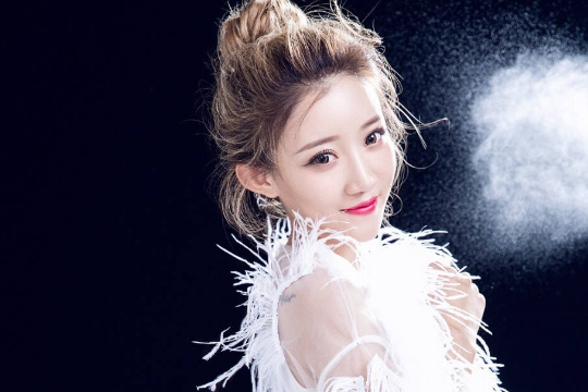 张开凤性别是男是女 真实姓名