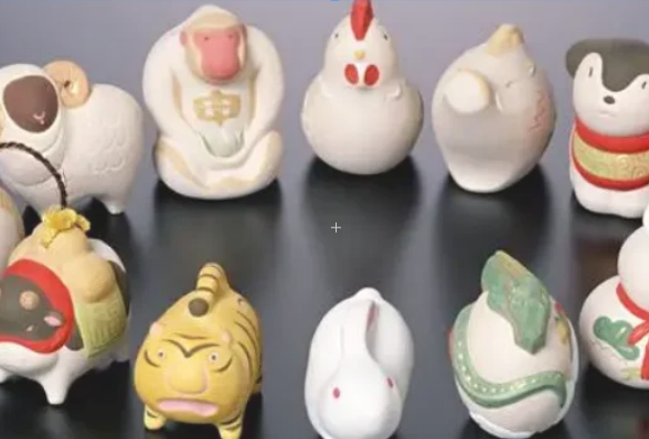 自相惊扰打一生肖动物