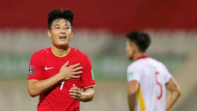 李铁称比赛献给所有中国球迷,放出豪言会全力取胜,你对此怎么看?