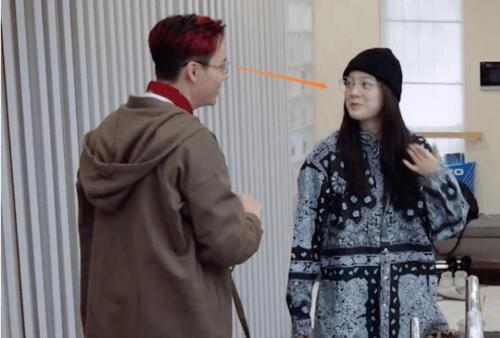 欧阳娜娜未经允许进陈伟霆房间,试穿鞋子首饰直接带走,本尊是怎样回应的?