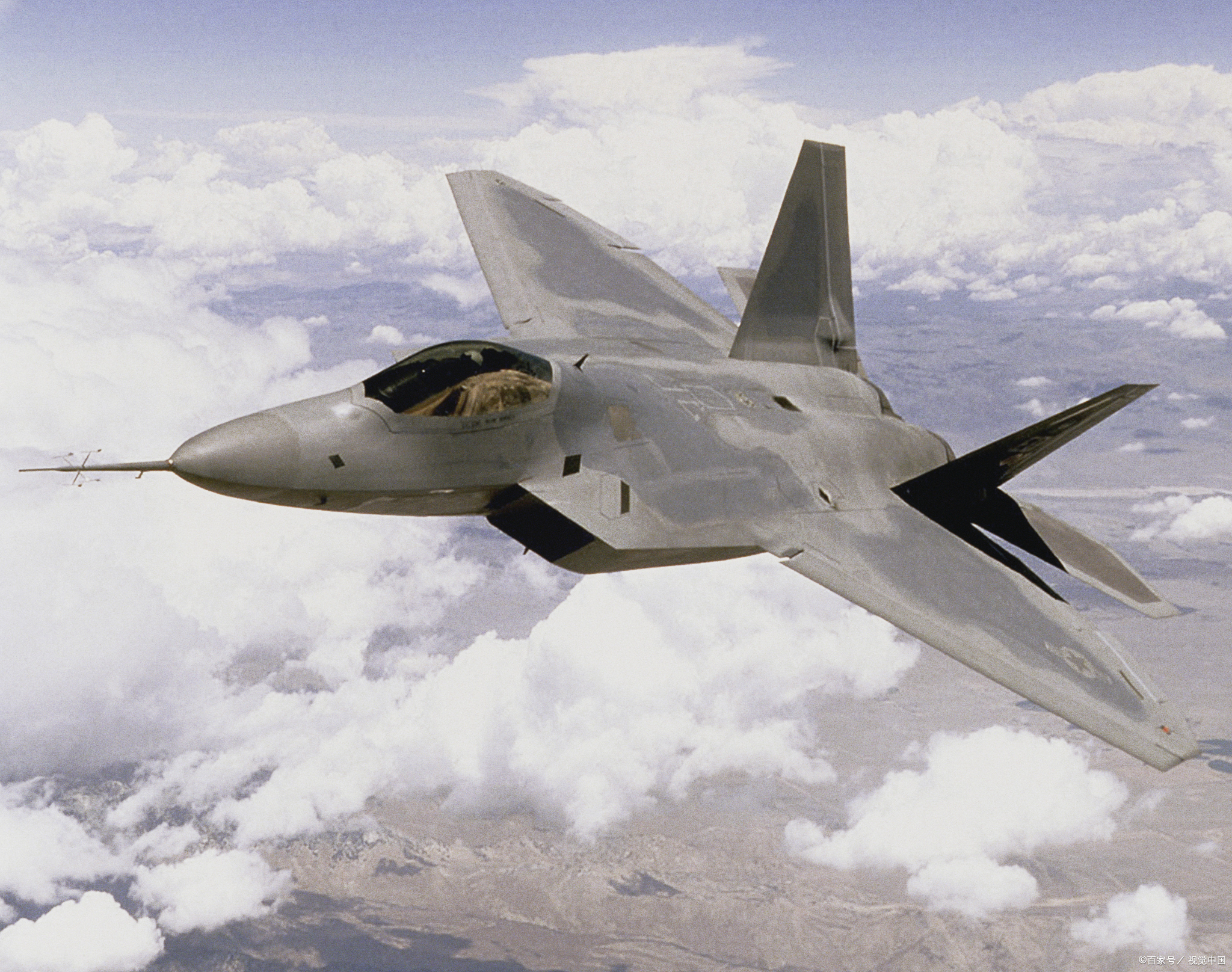 专家谈歼7失事：飞行员幸存有助调查，此事故还有哪些细节值得关注？